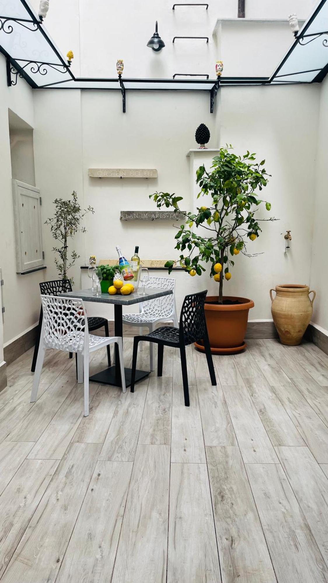 Casa Vacanze Donna Sidora Палермо Екстериор снимка